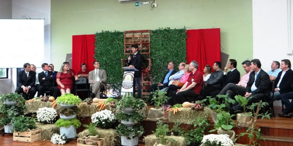 Autoridades Celebram Abertura Do 31º Encontro Estadual De Hortigranjeiros